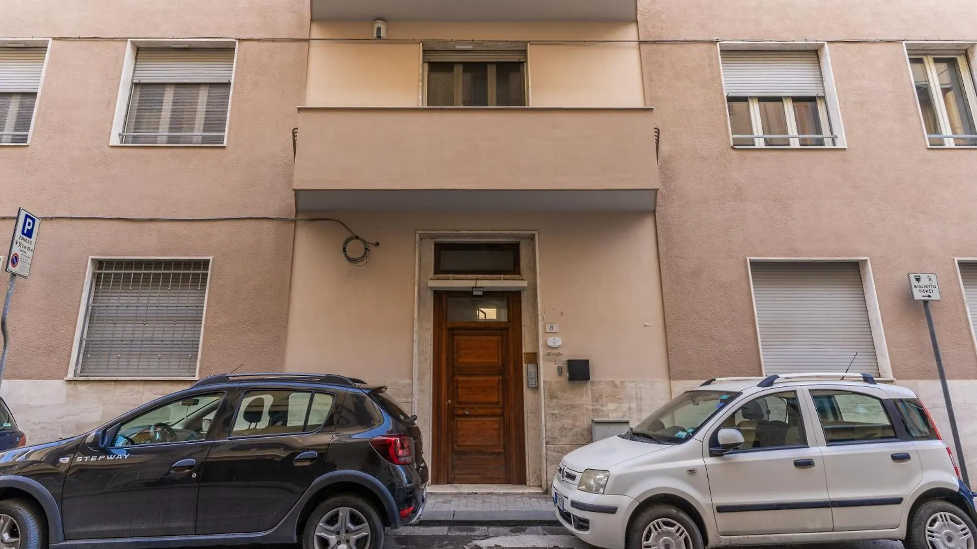 Aweshomeitaly - The Wonder Apartment Pisa 0*,  Italia